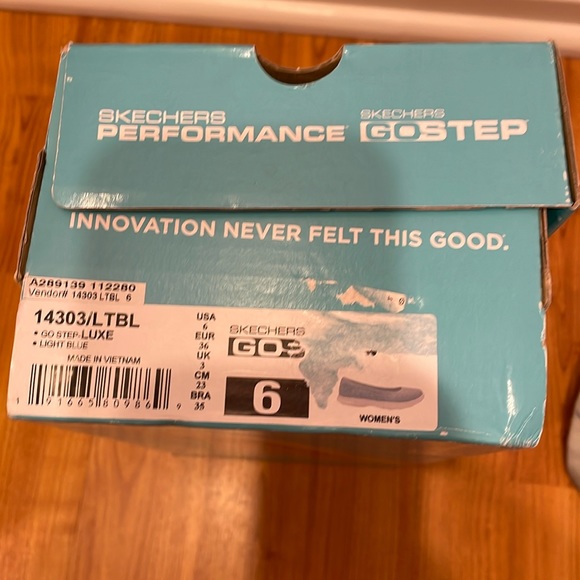‼️Skechers GOSTEP 👟 ‼️🤍🩵 - Picture 11 of 15